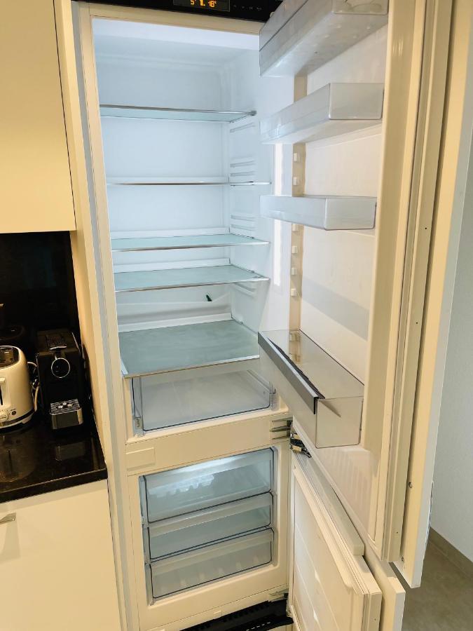 Central Apartment , Free Parking Locarno Exterior foto